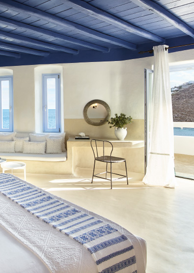 exclusive-bungalow-island-suite-mykonos-blu