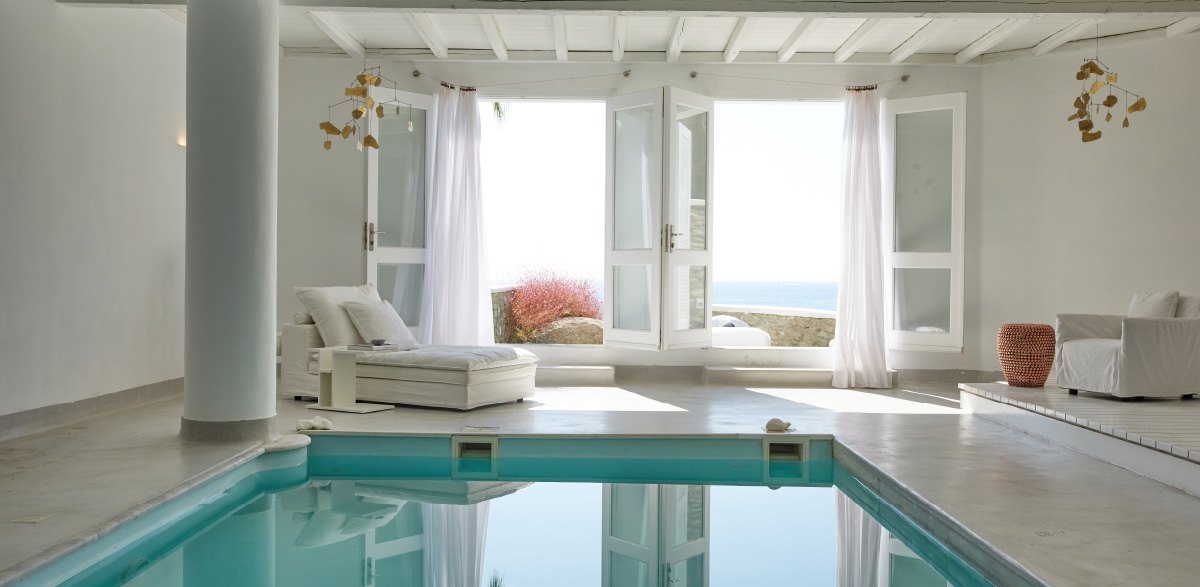 04-indoor-pool-sea-view-luna-blu-suite-mykonos-blu