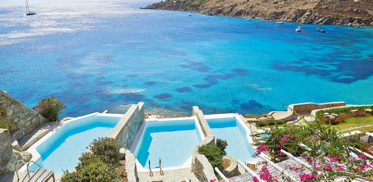 sea-view-open-plan-suite-pool-mykonos-blu