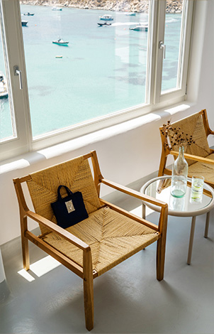 48-sea-view-lounges-mykonos-blu-boutique-resort